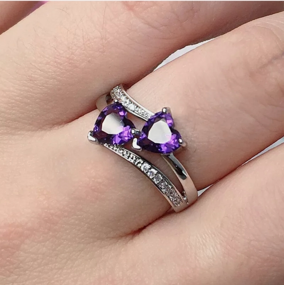 New Beautiful Purple Double Hearts Ring - Picture 2 of 5